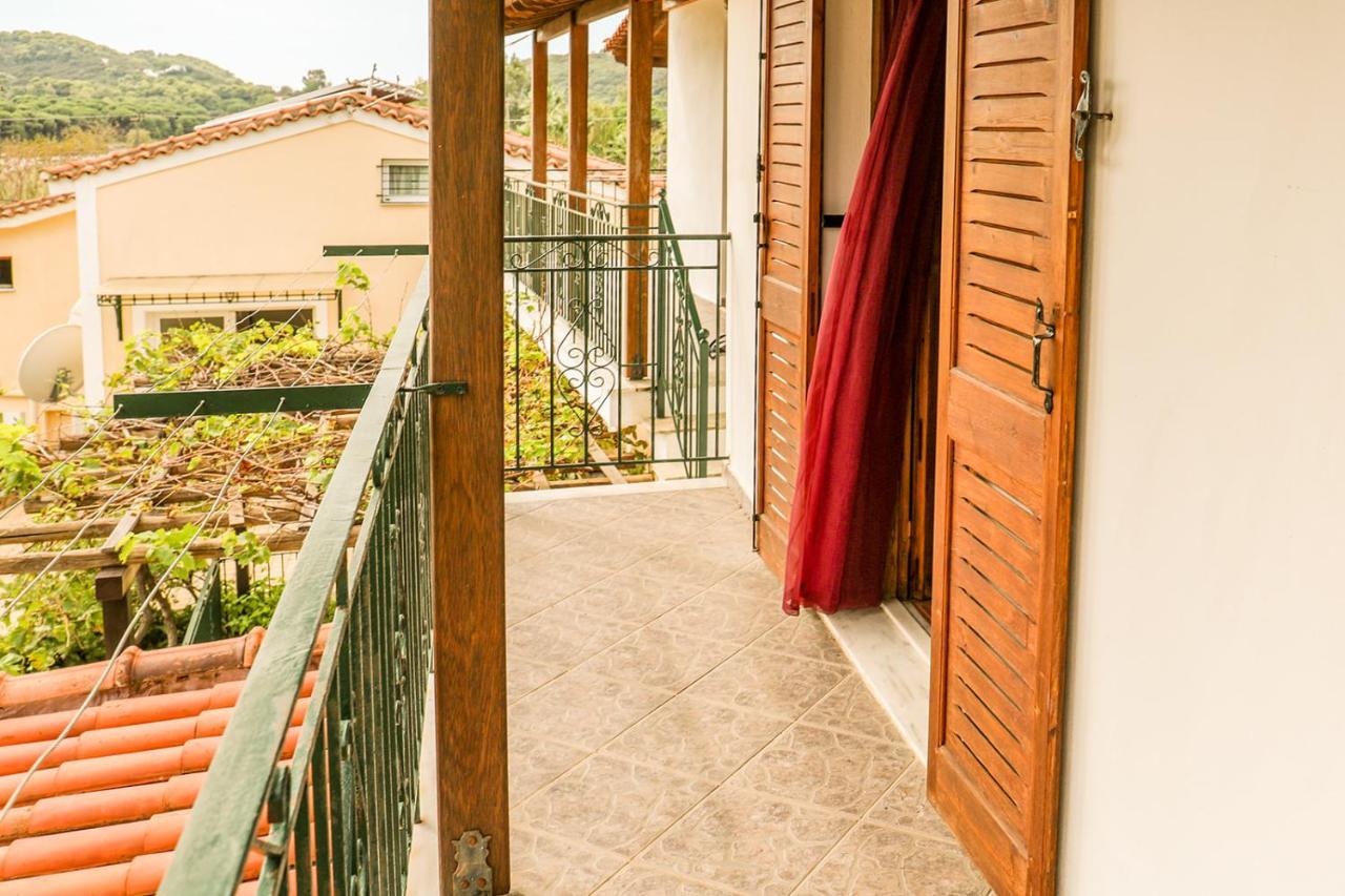 Sunset Studios & Apartments Koukounaries Exterior foto